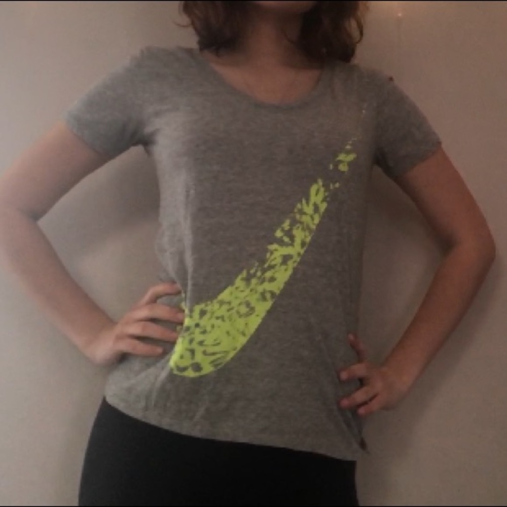 Nike Grey and Green Workout Tshirt